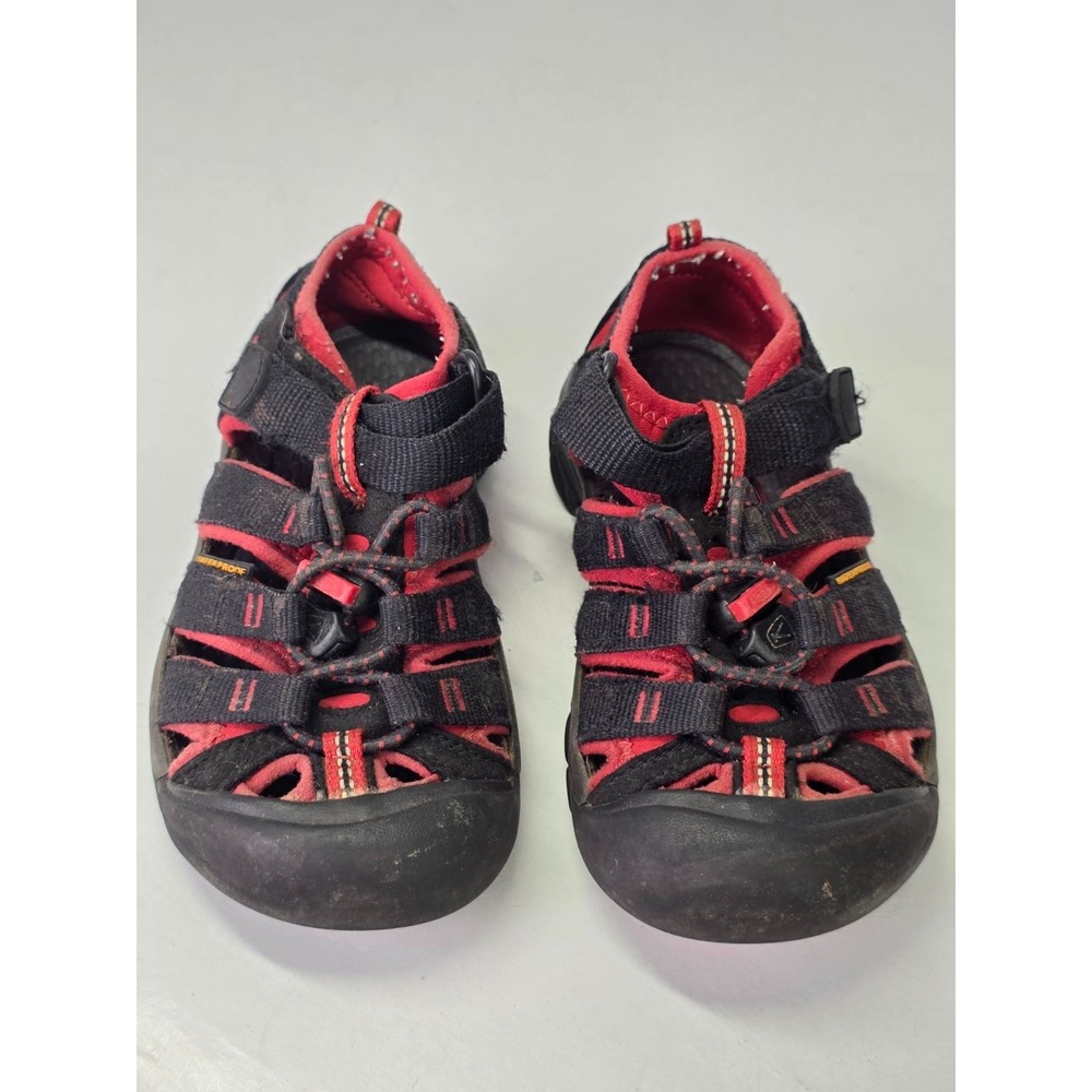 Keen Newport H2 Little Kids Size 12 Black Red Outdoor Water Hiking Sandals - Picture 2 of 9